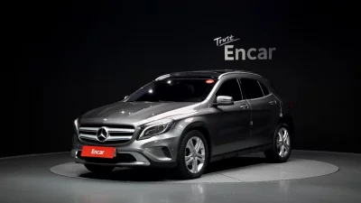 Mercedes-Benz GLA-Class