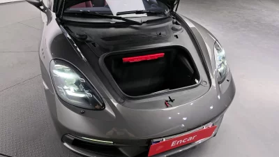 Porsche 718