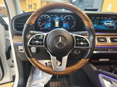 Mercedes-Benz GLS-Class