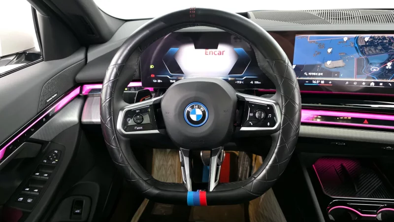 BMW i5