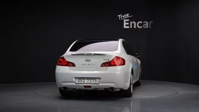 Infiniti G37