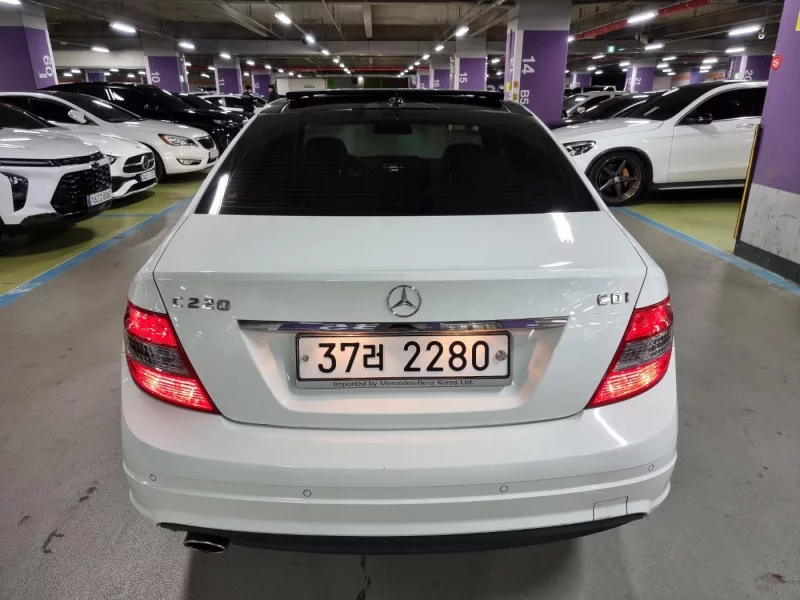 Mercedes-Benz C-Class