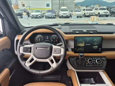 Land Rover DEFENDER