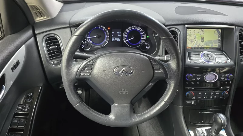 Infiniti QX50