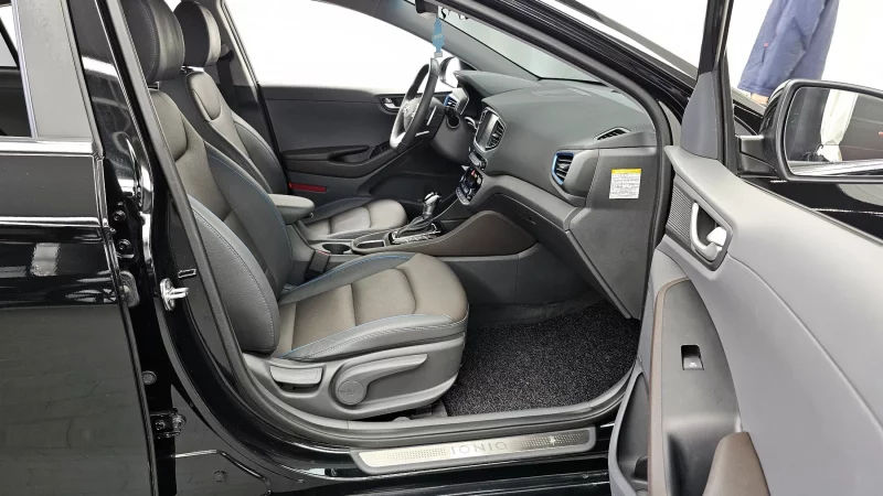 Hyundai Ioniq