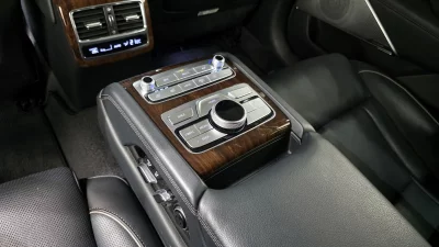 Kia K9