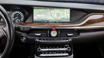 Genesis EQ900
