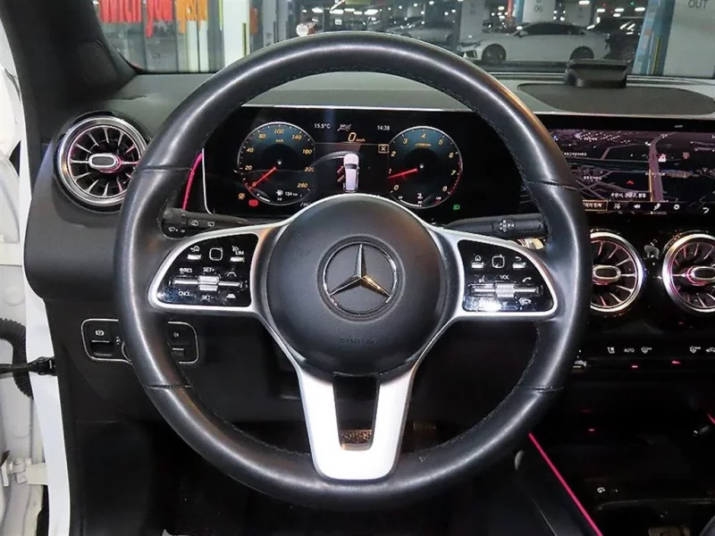 Mercedes-Benz GLB-Class