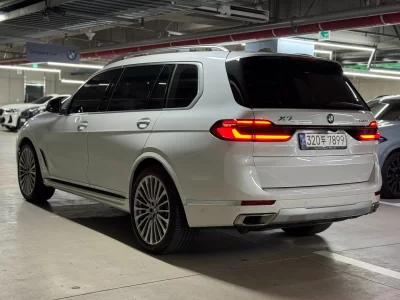 BMW X7