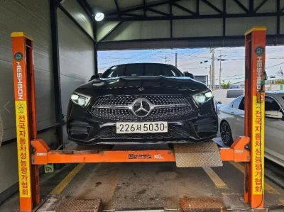 Mercedes-Benz CLS-Class
