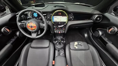 MINI Cooper Convertible