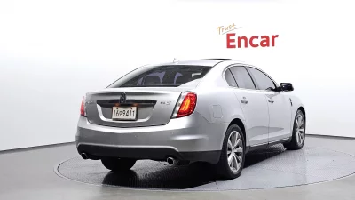 Lincoln MKS