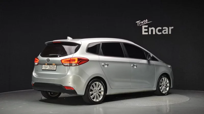 Kia Carens