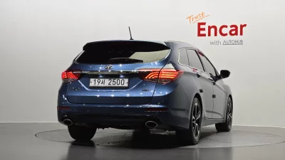 Hyundai I40