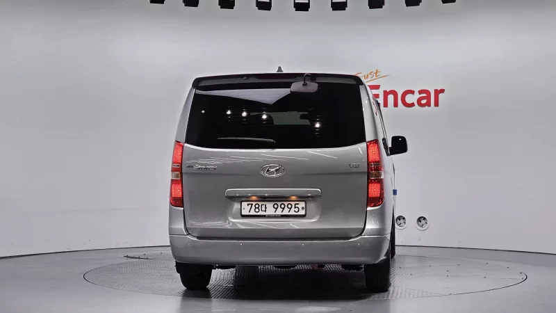Hyundai Grand Starex