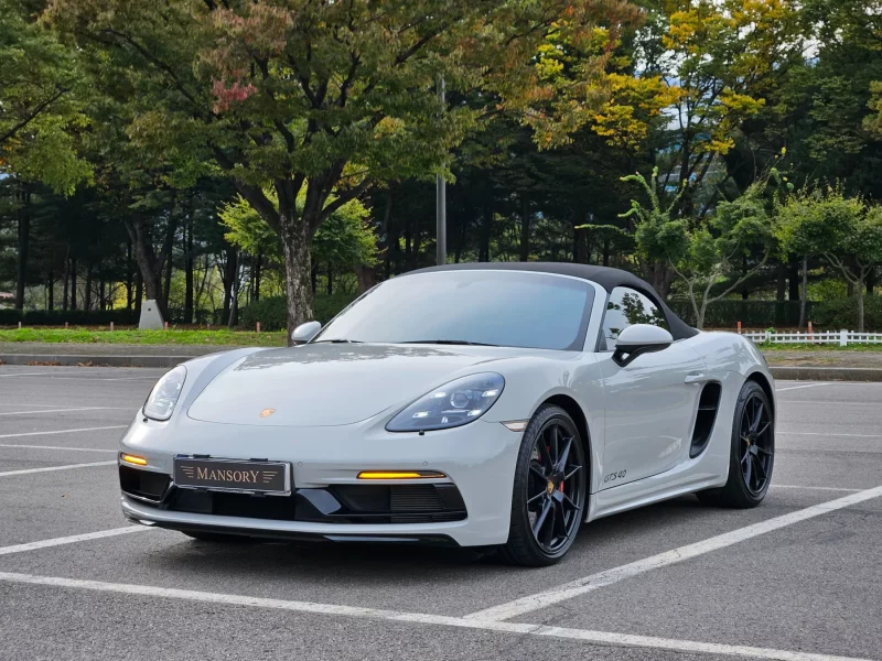 Porsche 718