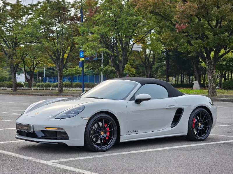 Porsche 718