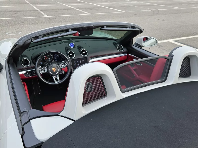 Porsche 718