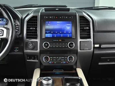 Ford EXPEDITION