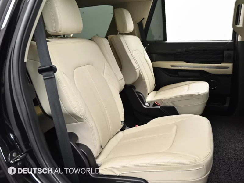 Ford EXPEDITION