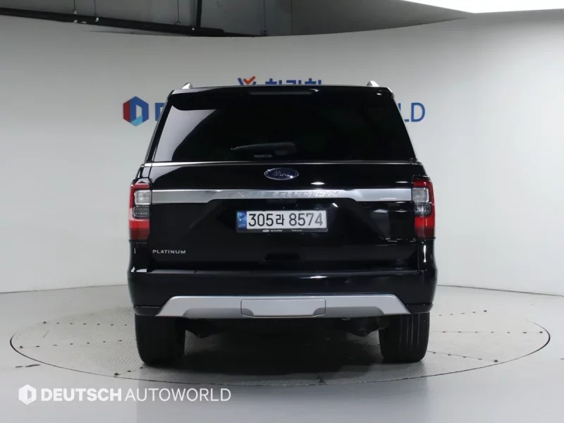 Ford EXPEDITION