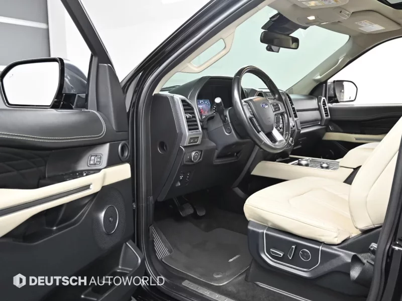 Ford EXPEDITION