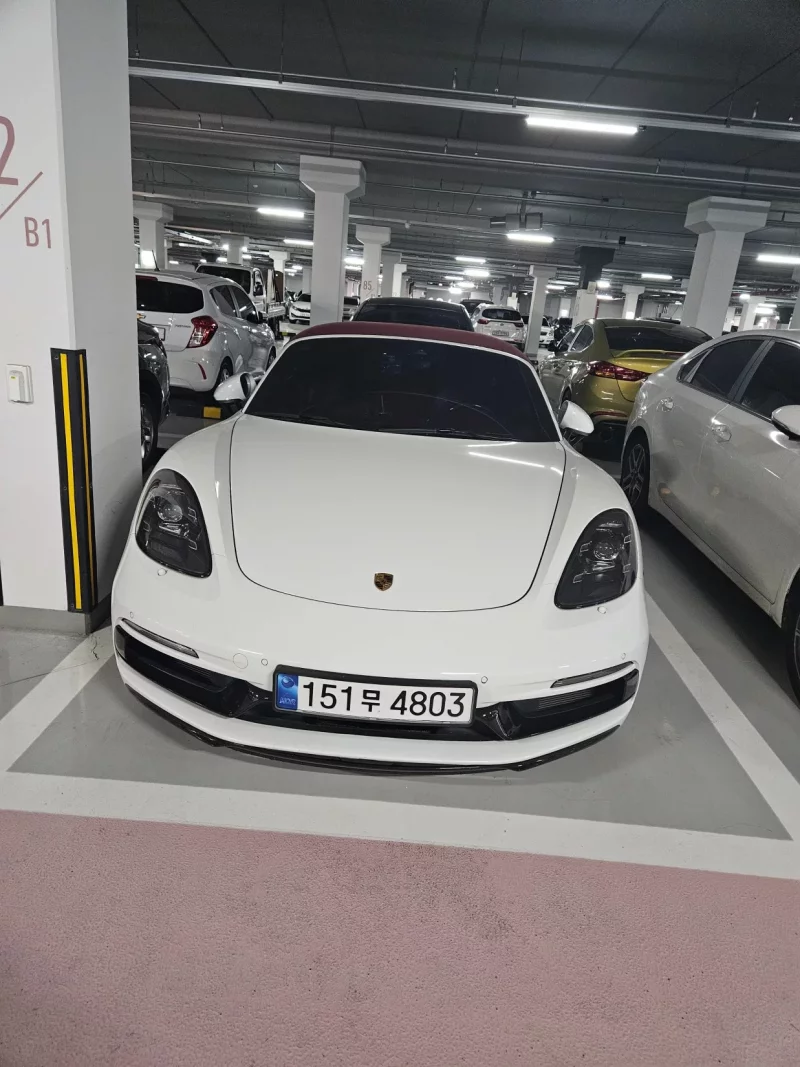 Porsche 718