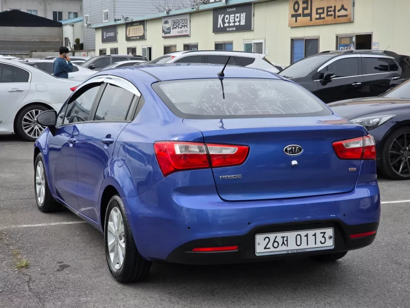 Kia pride