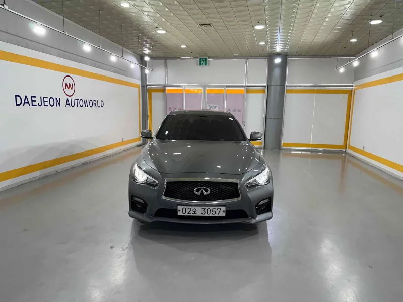 Infiniti Q50