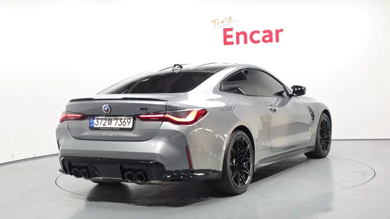 BMW M4