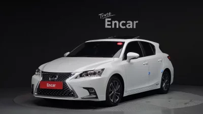 Lexus CT200h