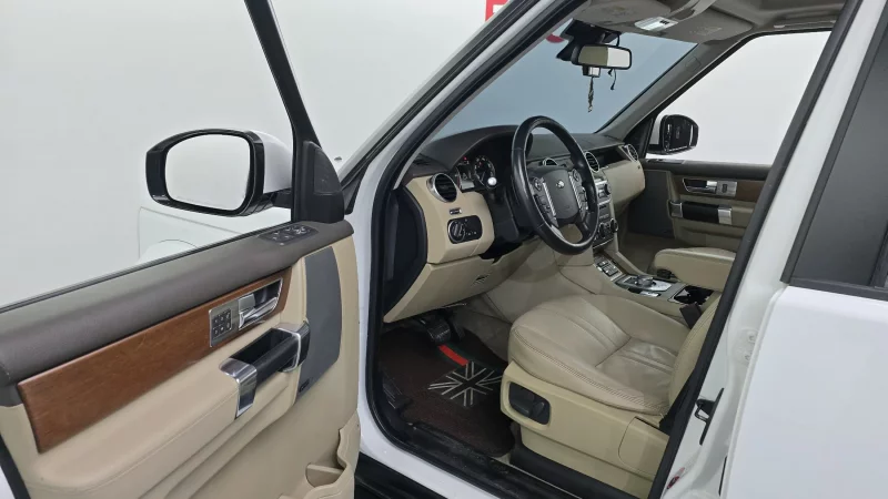 Land Rover DISCOVERY