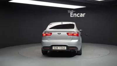 Kia pride