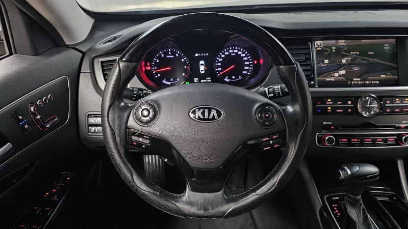 Kia K9