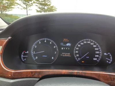 Hyundai Equus