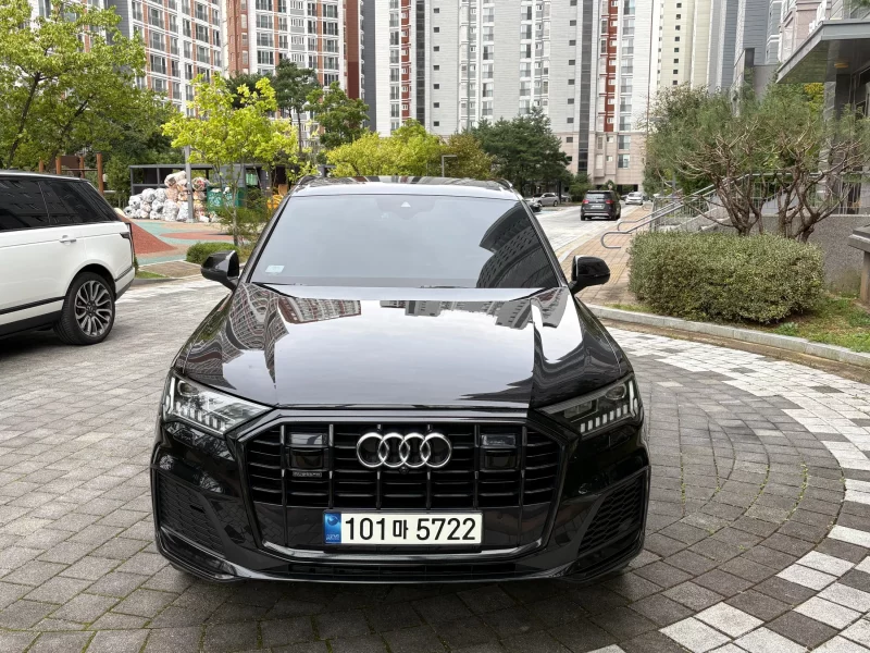 Audi Q7