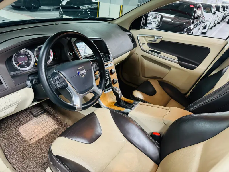 Volvo XC60