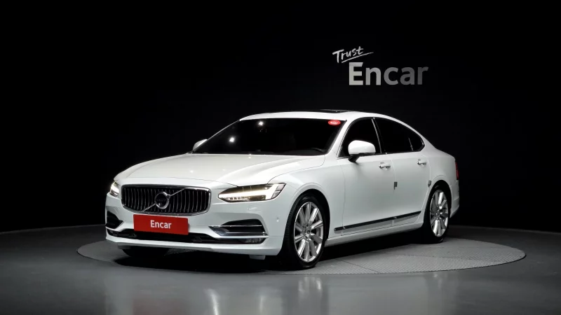 Volvo S90