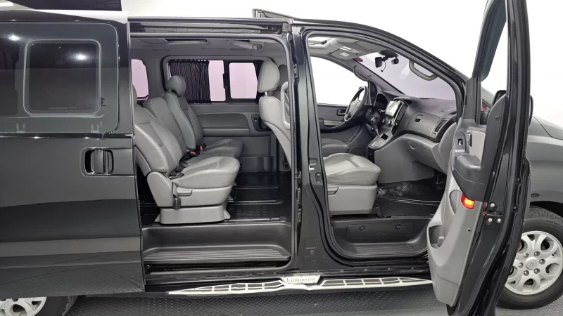 Hyundai Grand Starex