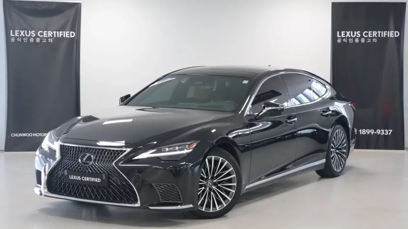 Lexus LS