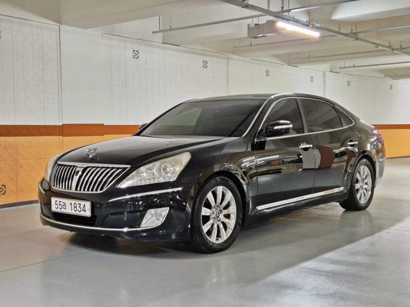 Hyundai Equus