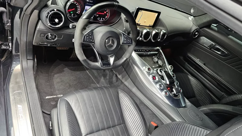 Mercedes-Benz AMG GT