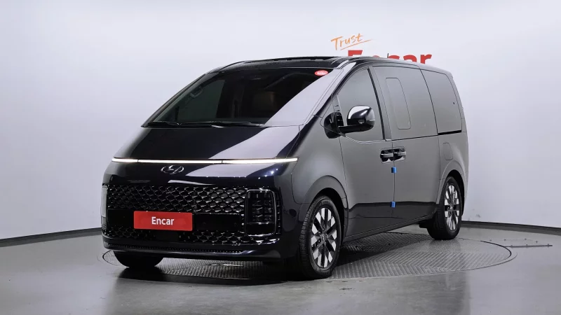 Hyundai Staria