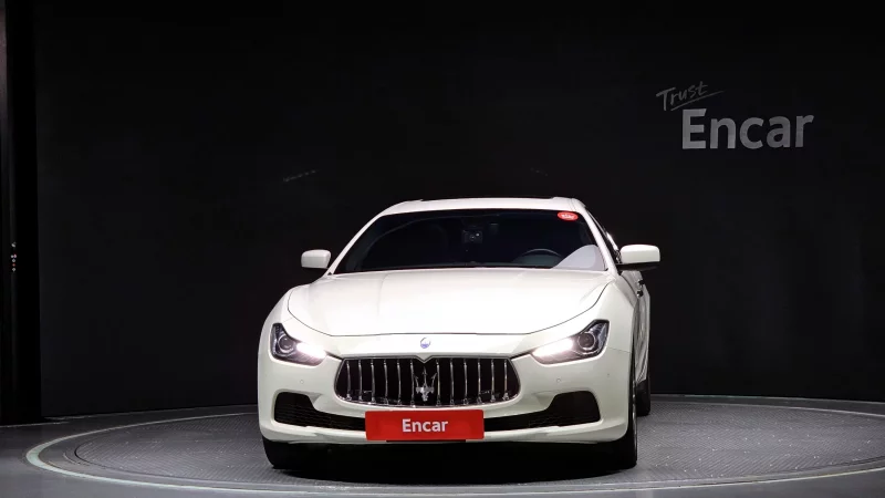 Maserati GHIBLI