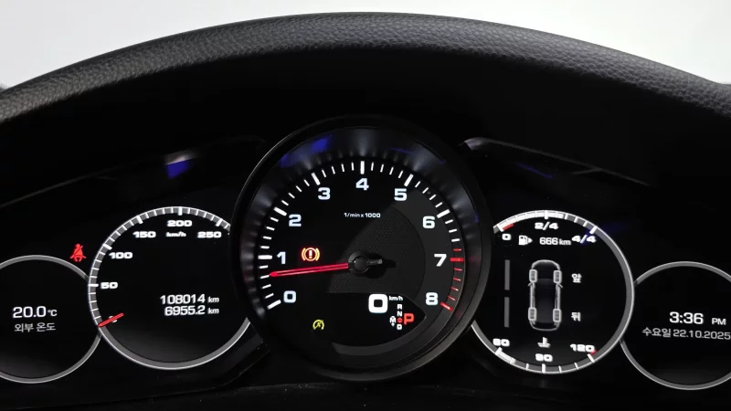 Porsche CAYENNE