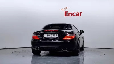 Mercedes-Benz SLK-Class