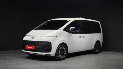 Hyundai Staria
