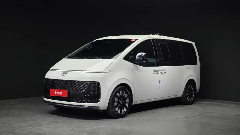 Hyundai Staria