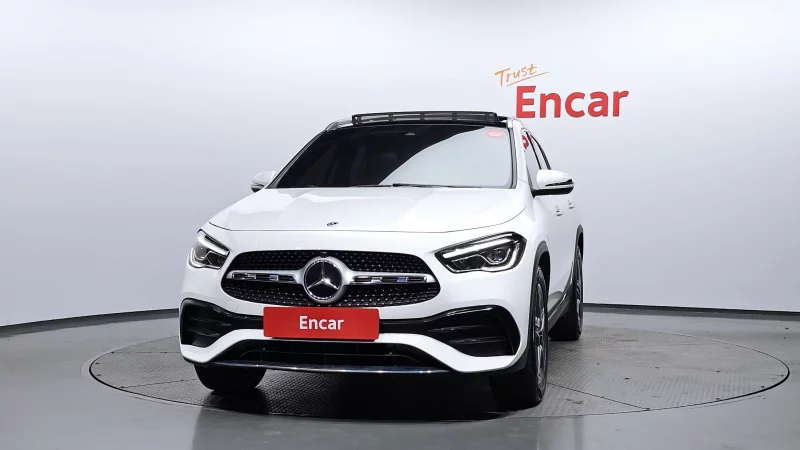 Mercedes-Benz GLA-Class