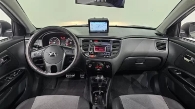 Kia pride